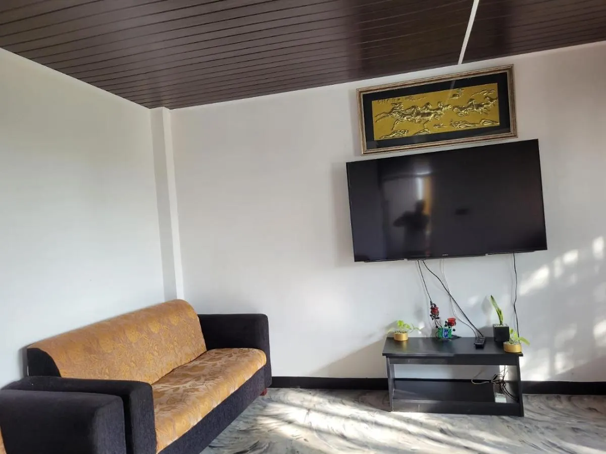 Deluxe Fun Dine Hotel Negombo 0*,  Sri Lanka