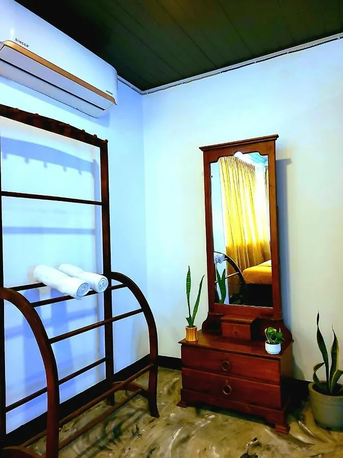 Deluxe Fun Dine Hotell Negombo Sri Lanka